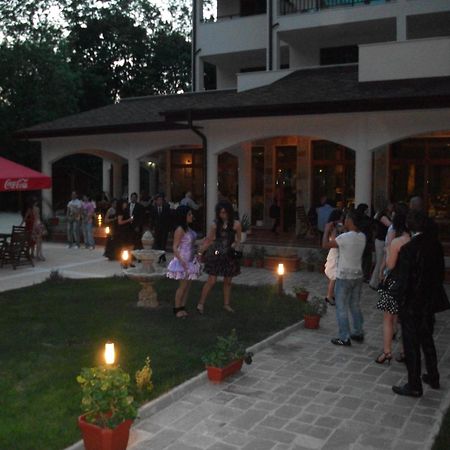 Hotel Park Karnobat Exterior foto