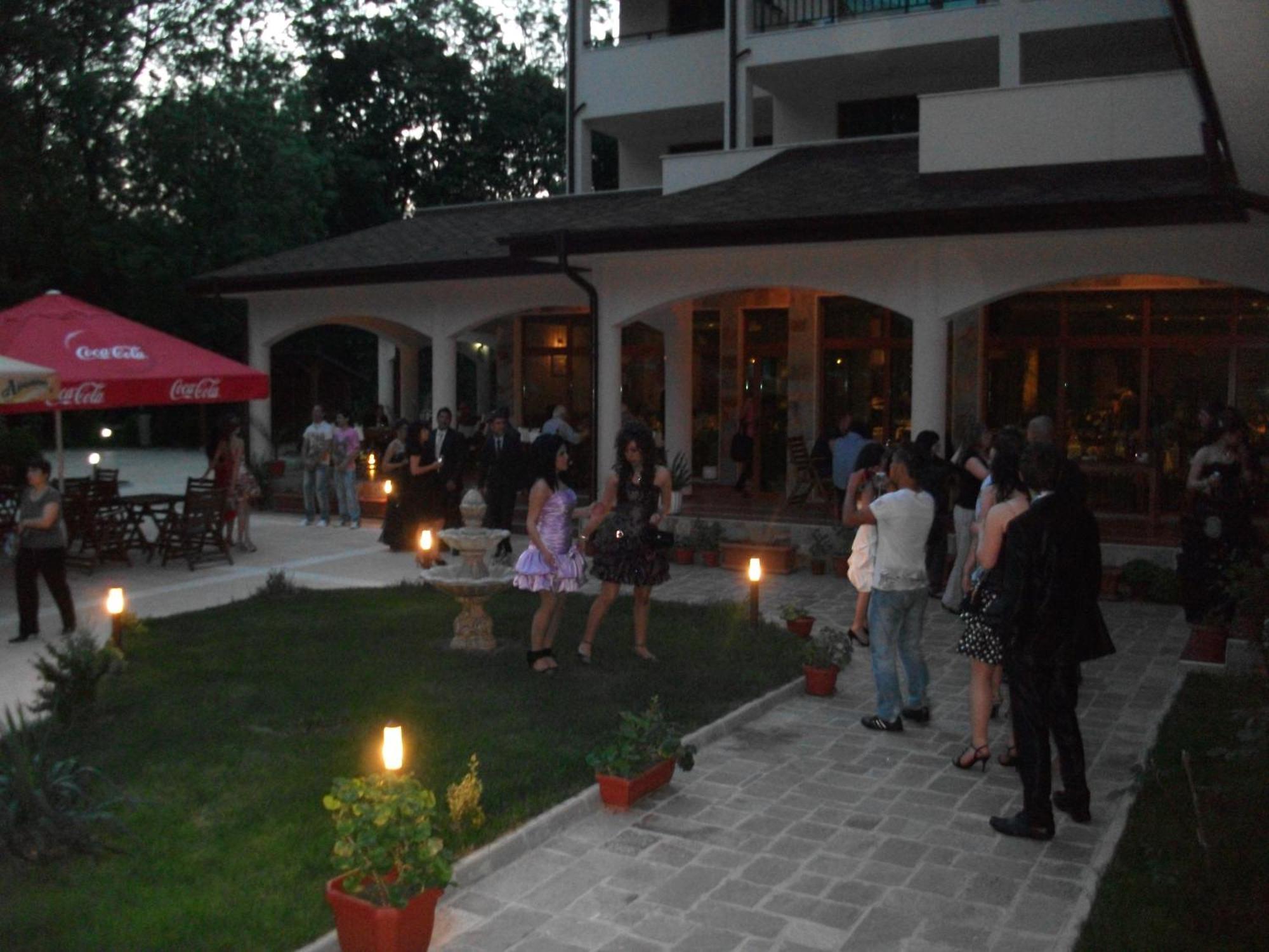 Hotel Park Karnobat Exterior foto