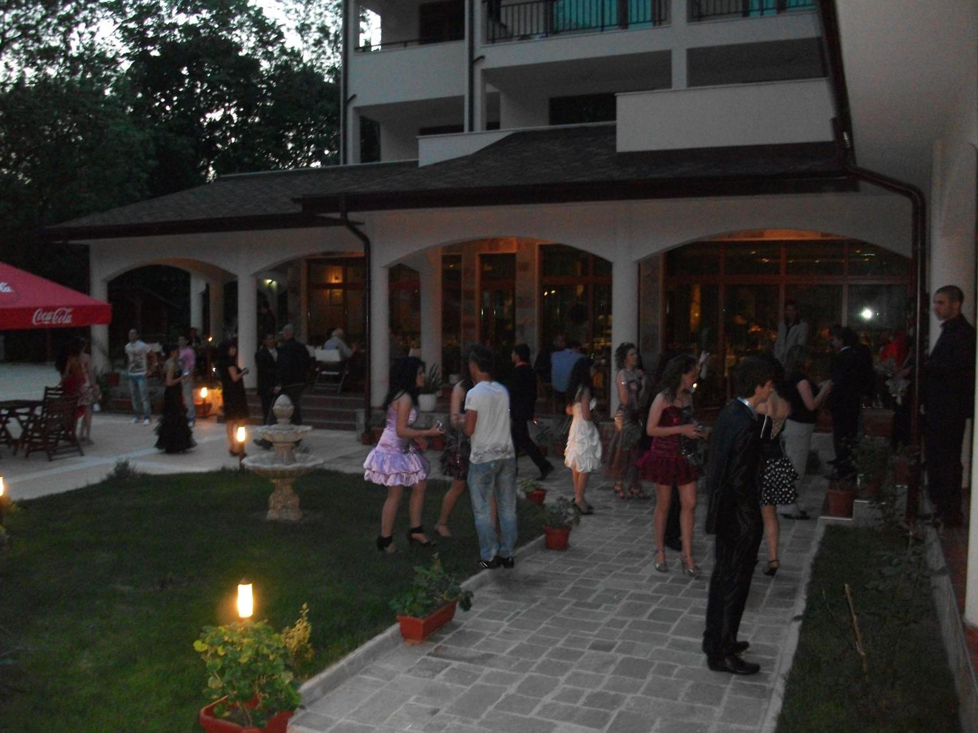 Hotel Park Karnobat Exterior foto
